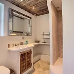 Riviera Vila